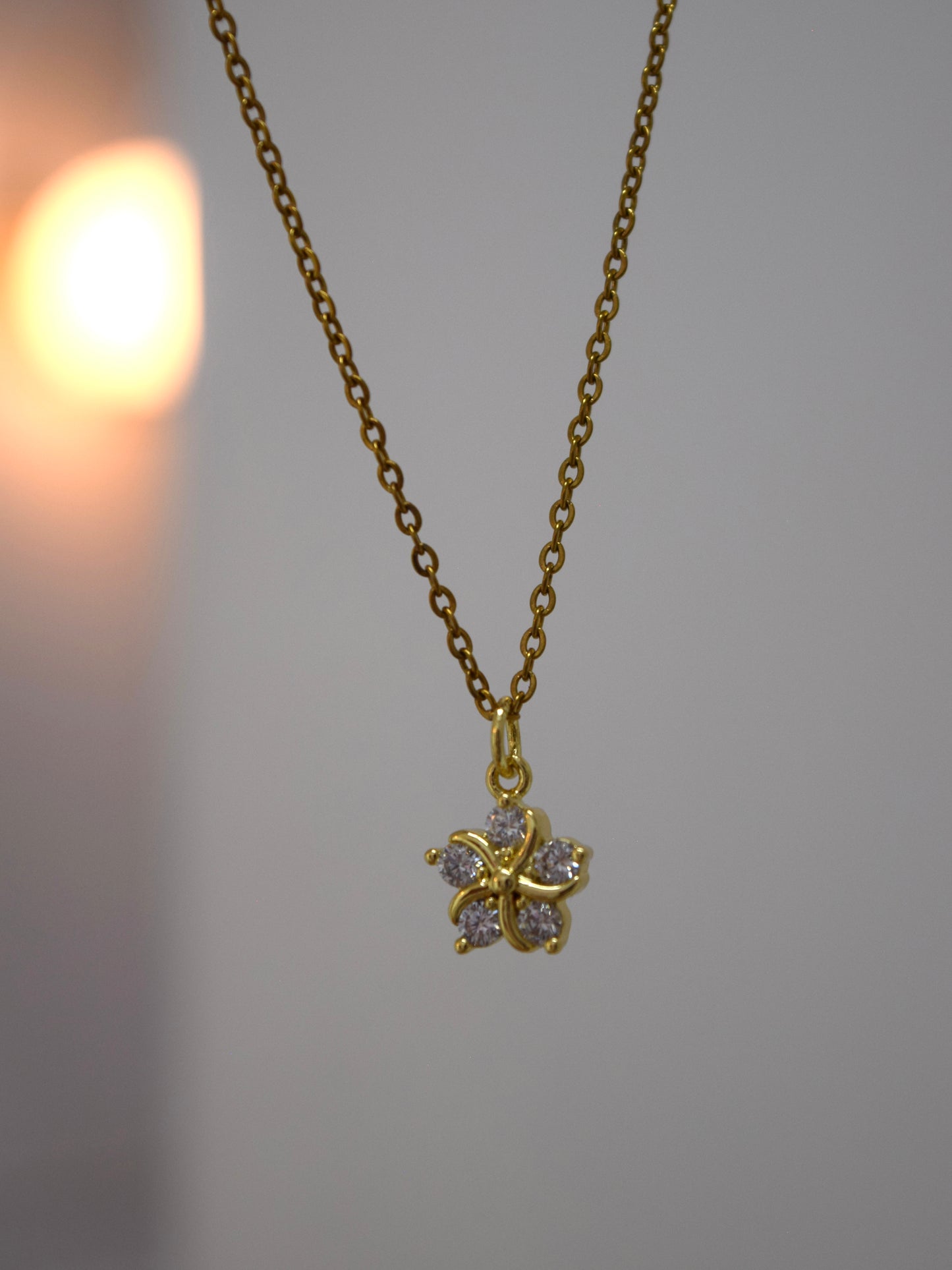 Collar - Flor Radiante