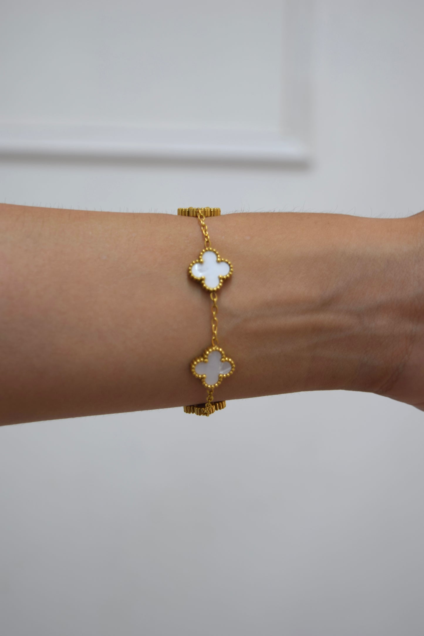 Pulsera - Van Cleef dupe blanca