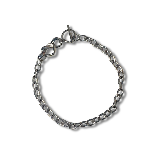 Pulsera - Nudo Corazon Plateado