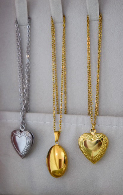 Relicario - Corazón plateado